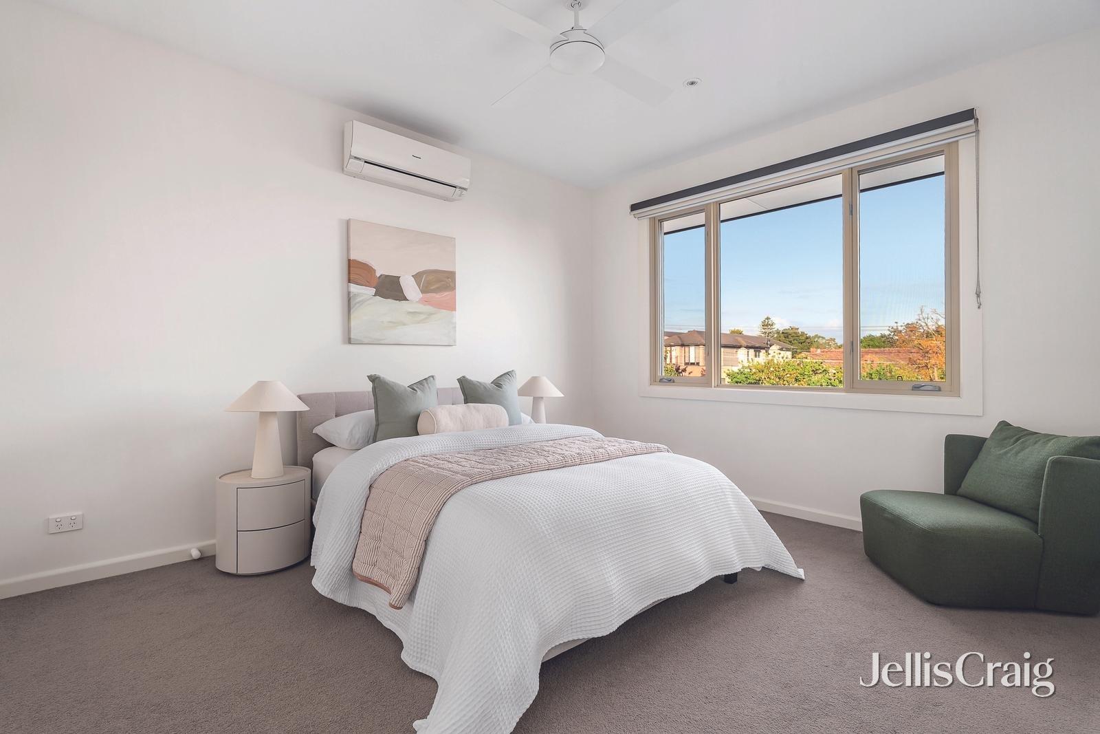 5 Carolyn Street, Hampton image 10