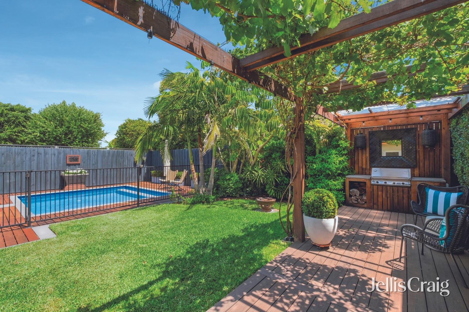 5 Carolyn Street, Hampton image 12