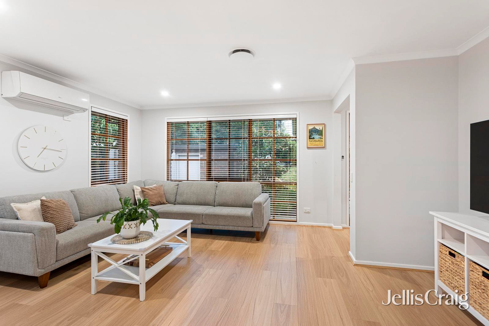 5 Caromar Street, Croydon image 3