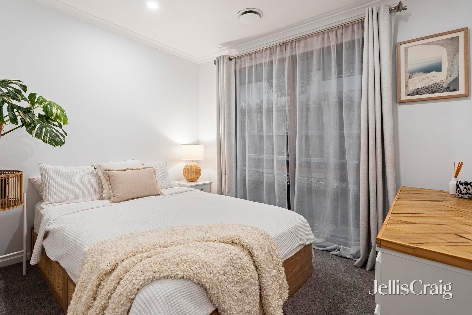 5 Caromar Street, Croydon image 9