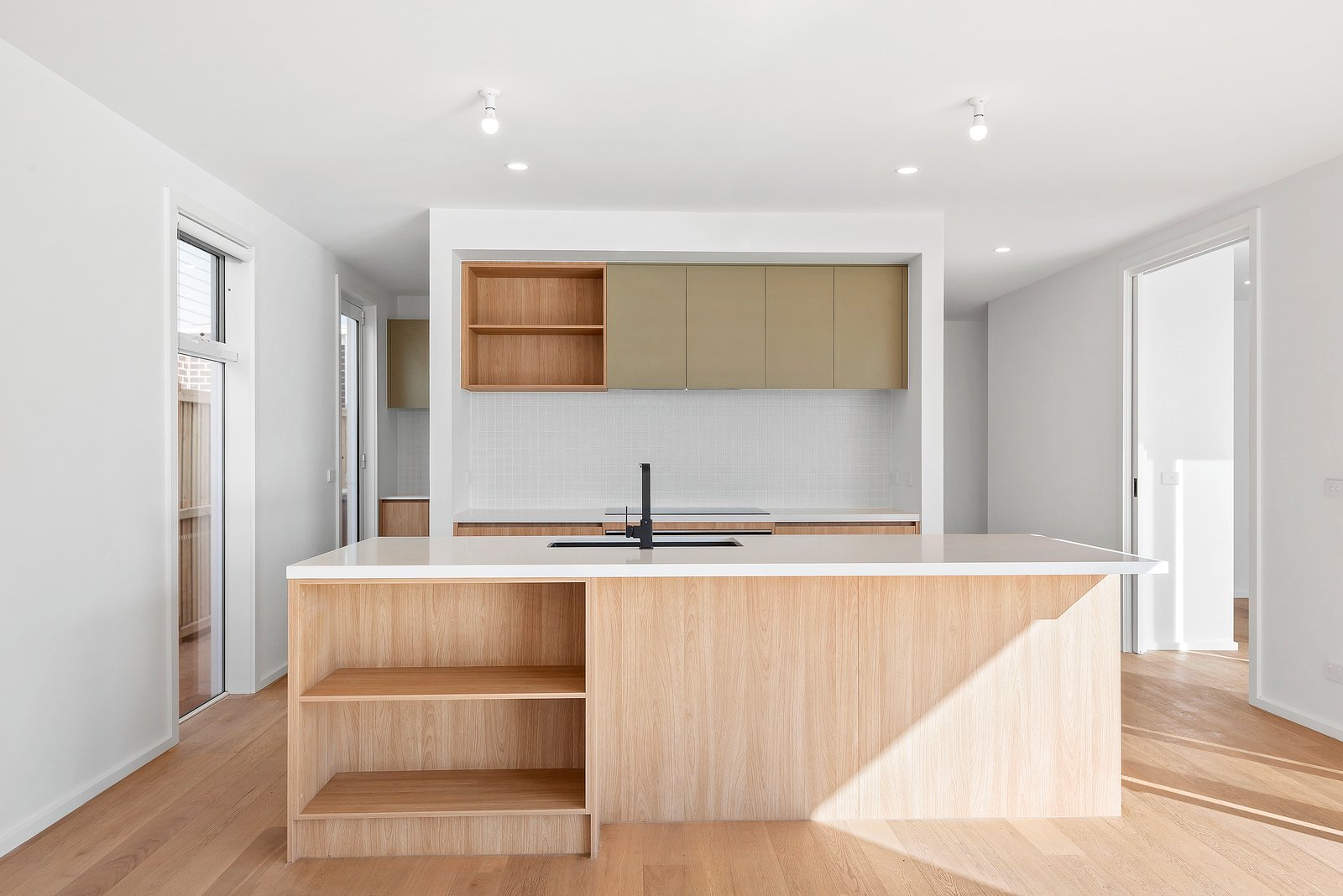 Property Gallery Thumbnail 3