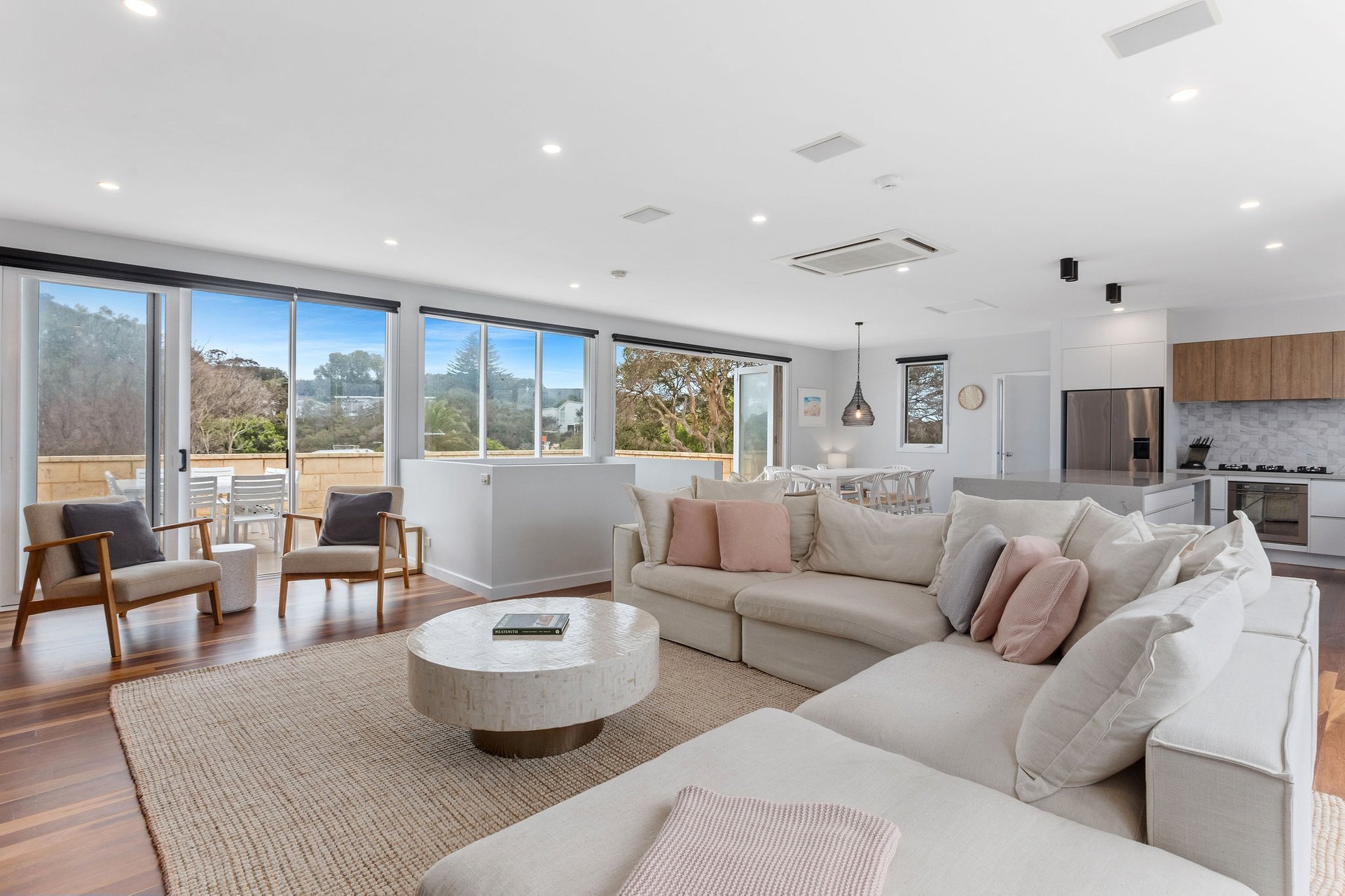 5 Cassiope Court, Sorrento image 2