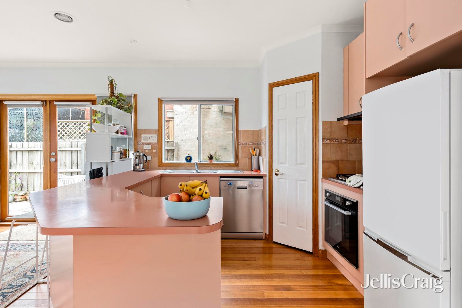 5 Central Park Avenue, Maribyrnong image 3