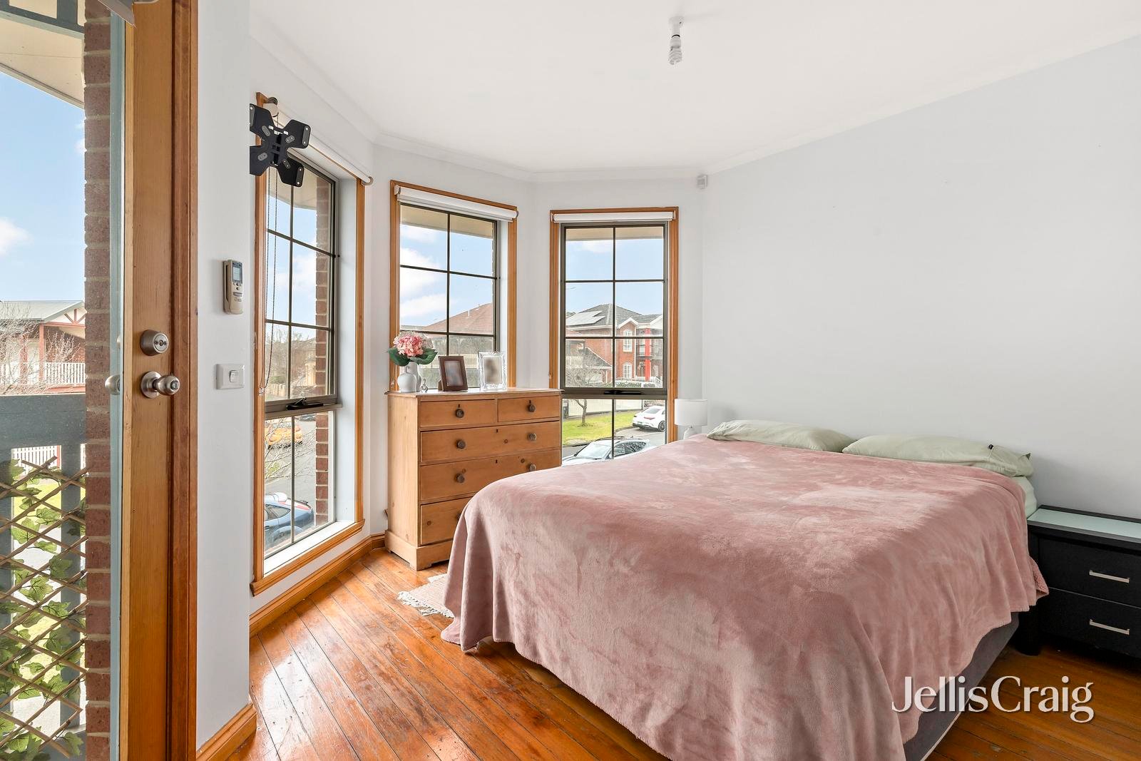 5 Central Park Avenue, Maribyrnong image 5
