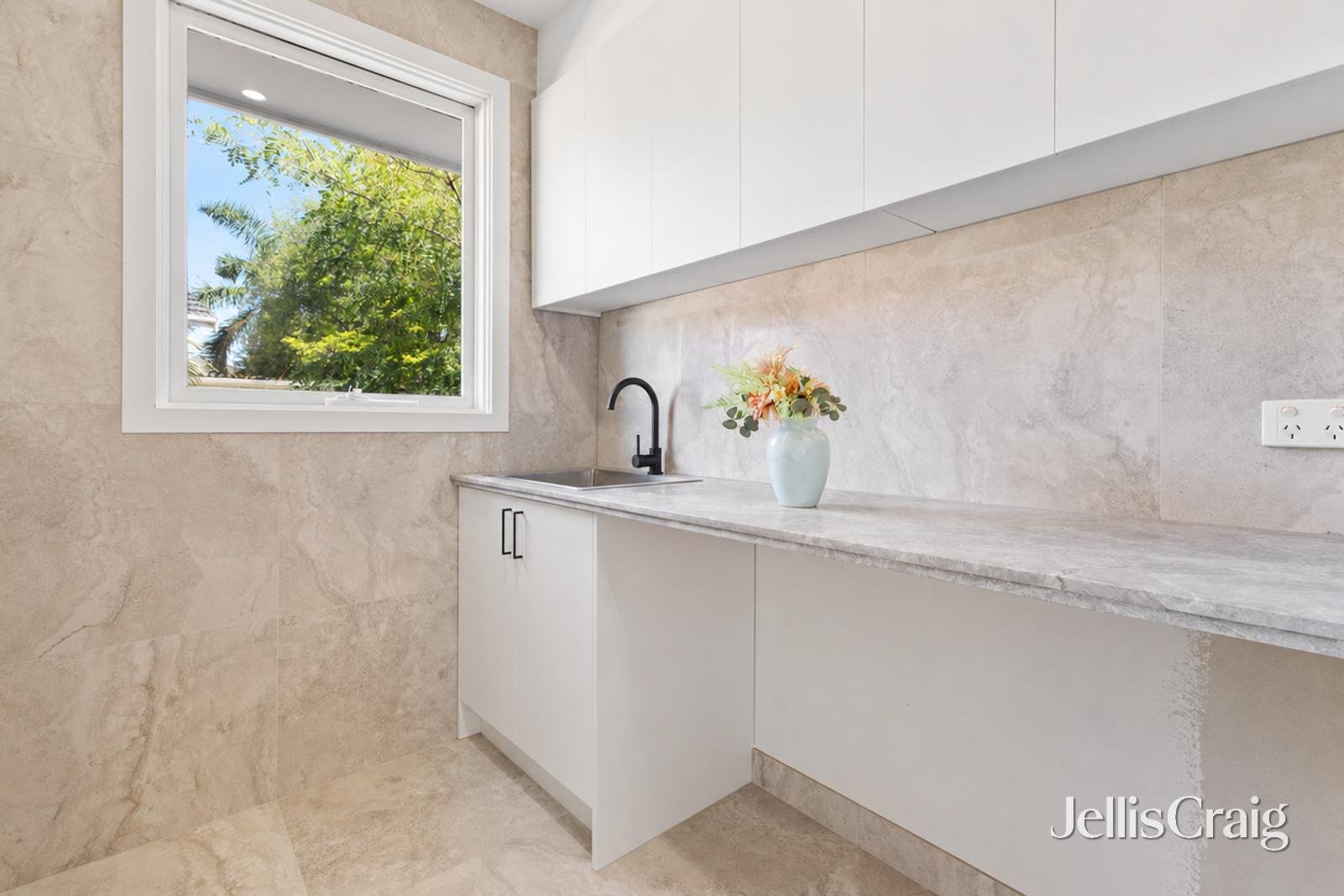 5 Chantilly Street, Mount&nbsp;Waverley image 7