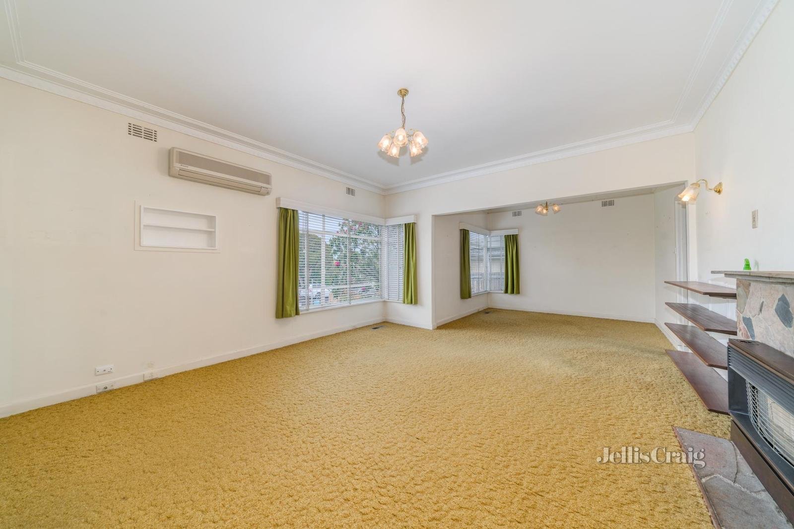 5 Charlton Street, Mount Waverley image 3