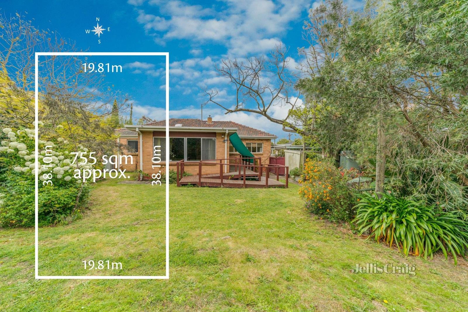 5 Charlton Street, Mount Waverley image 7