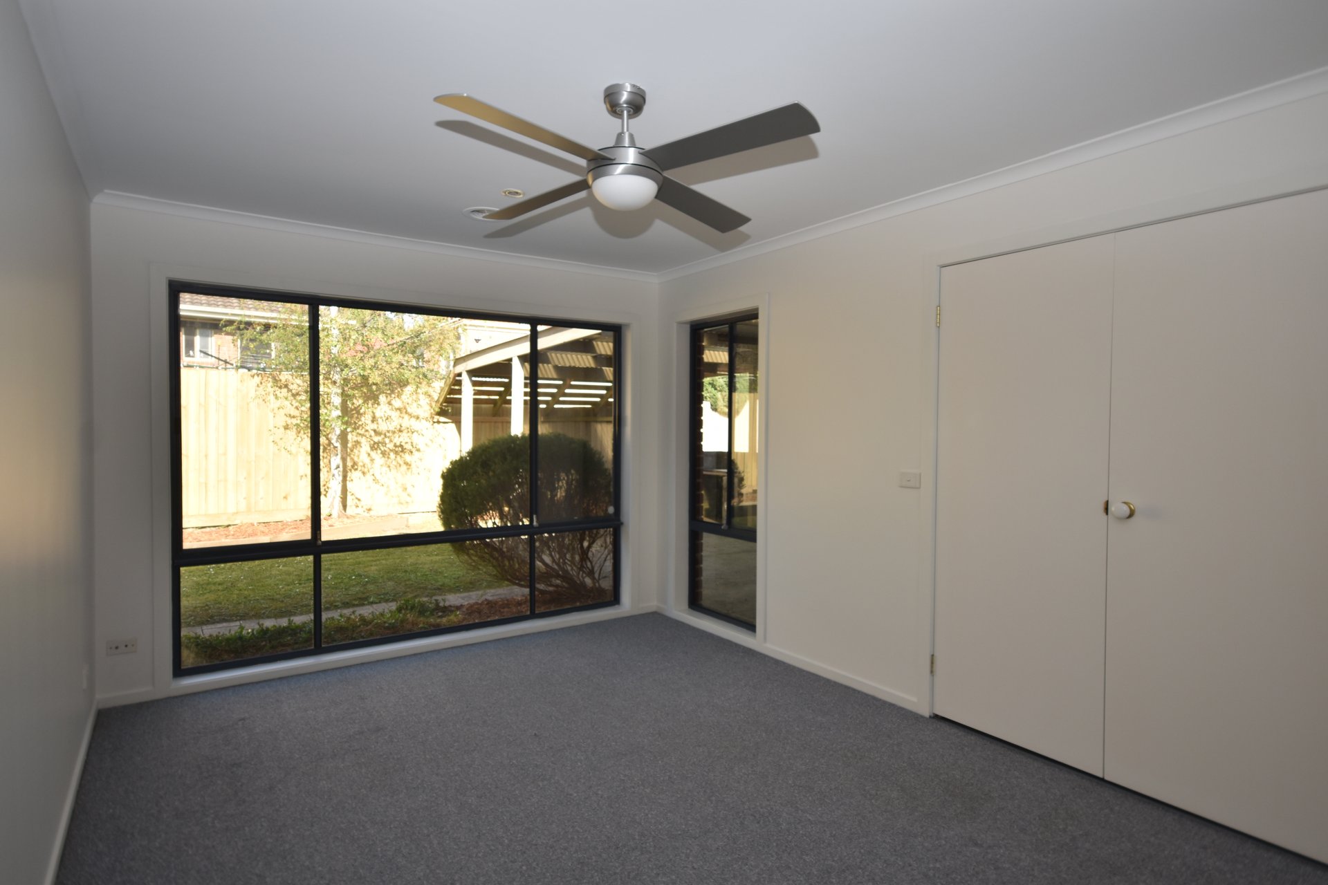5 Charlwood Drive, Mooroolbark image 7