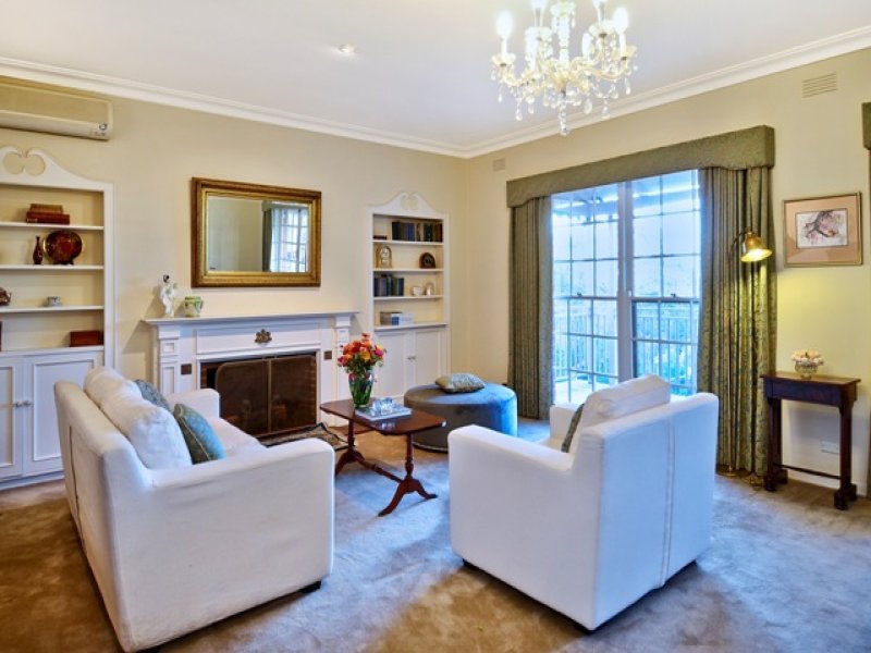 5 Chesterfield Court, Newtown image 4