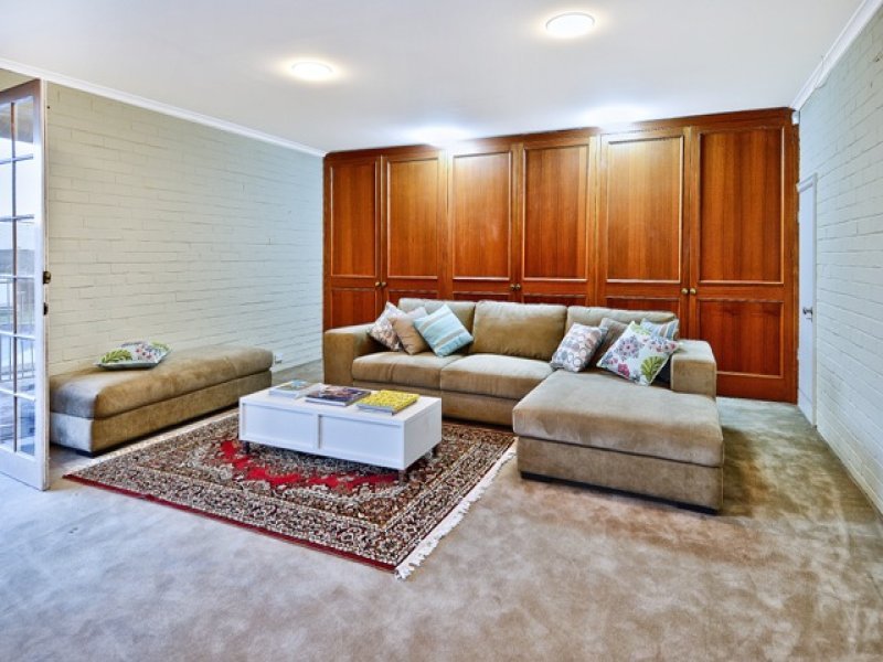 5 Chesterfield Court, Newtown image 6