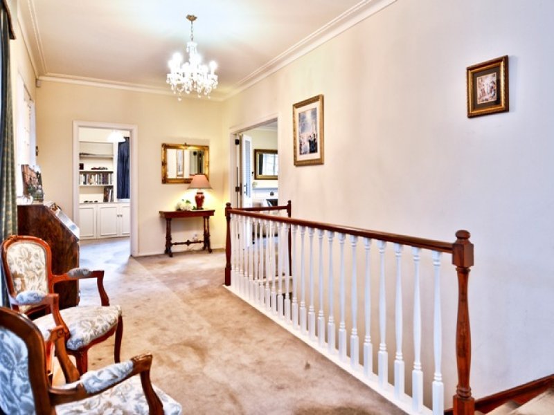 5 Chesterfield Court, Newtown image 9