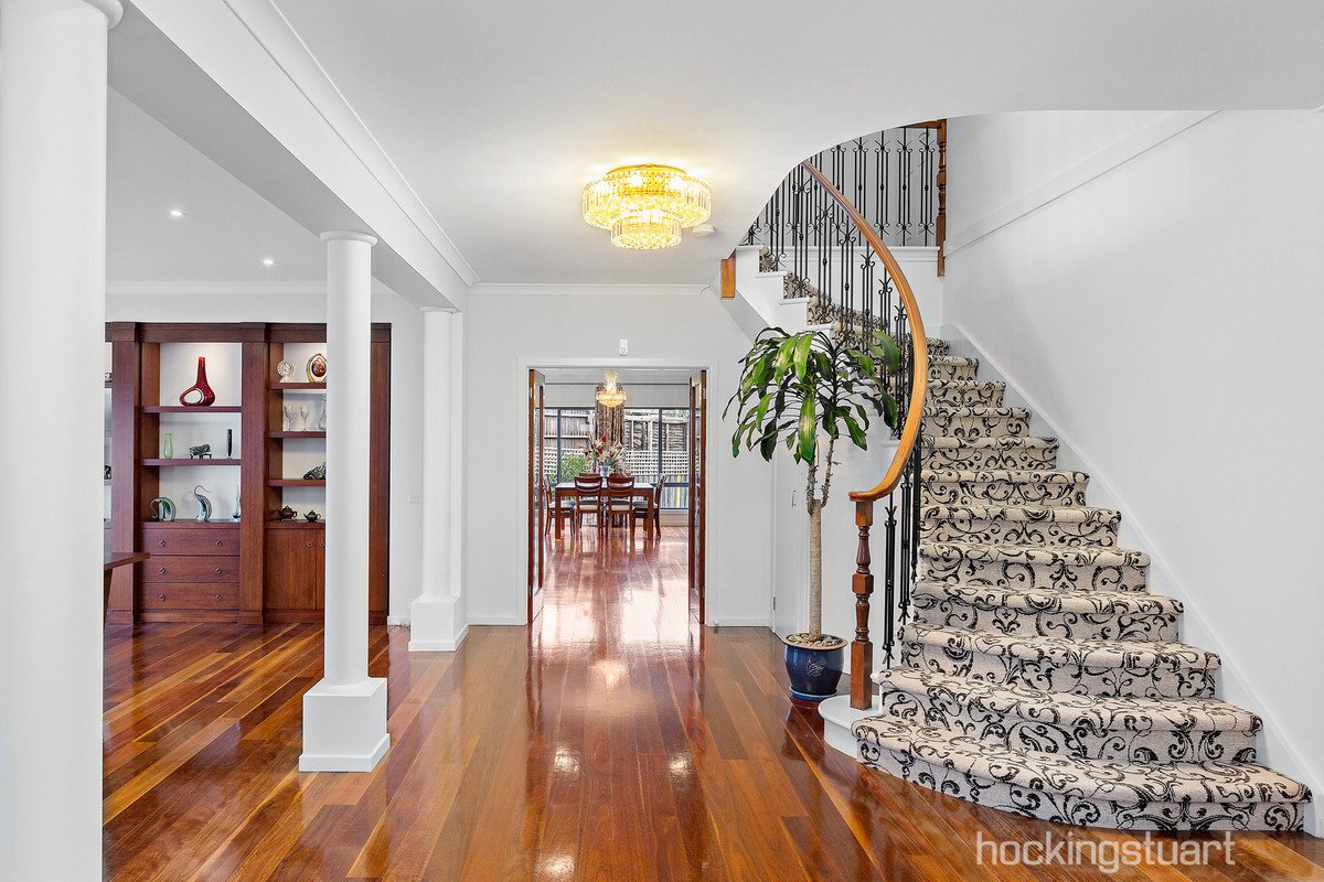 5 Chilcote Court, Box Hill South image 2