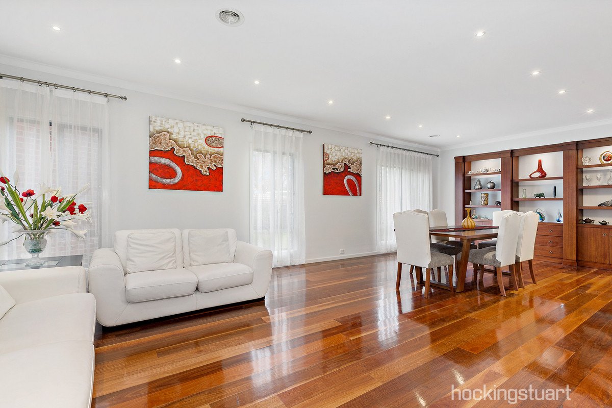 5 Chilcote Court, Box Hill South image 3