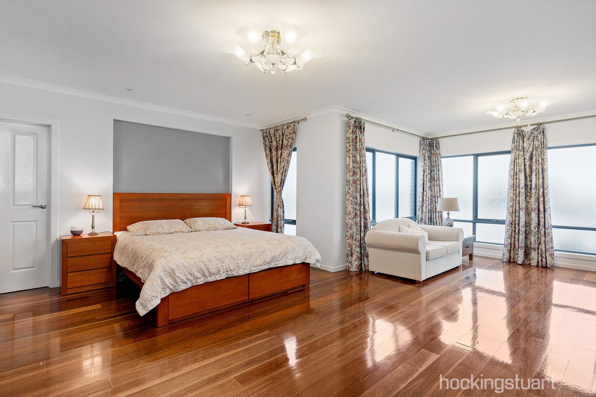 5 Chilcote Court, Box Hill South image 8