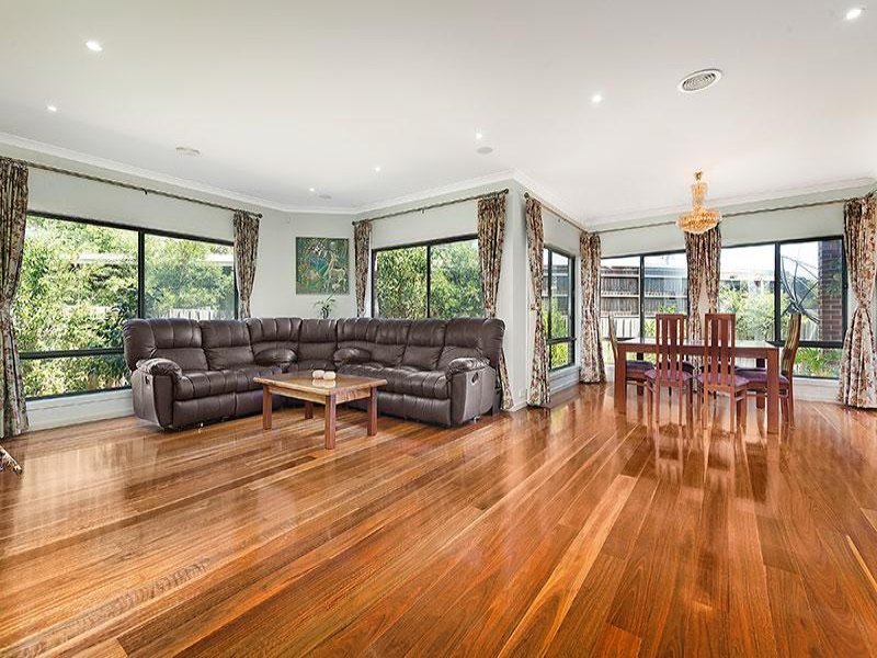 5 Chilcote Court, Box Hill South image 3