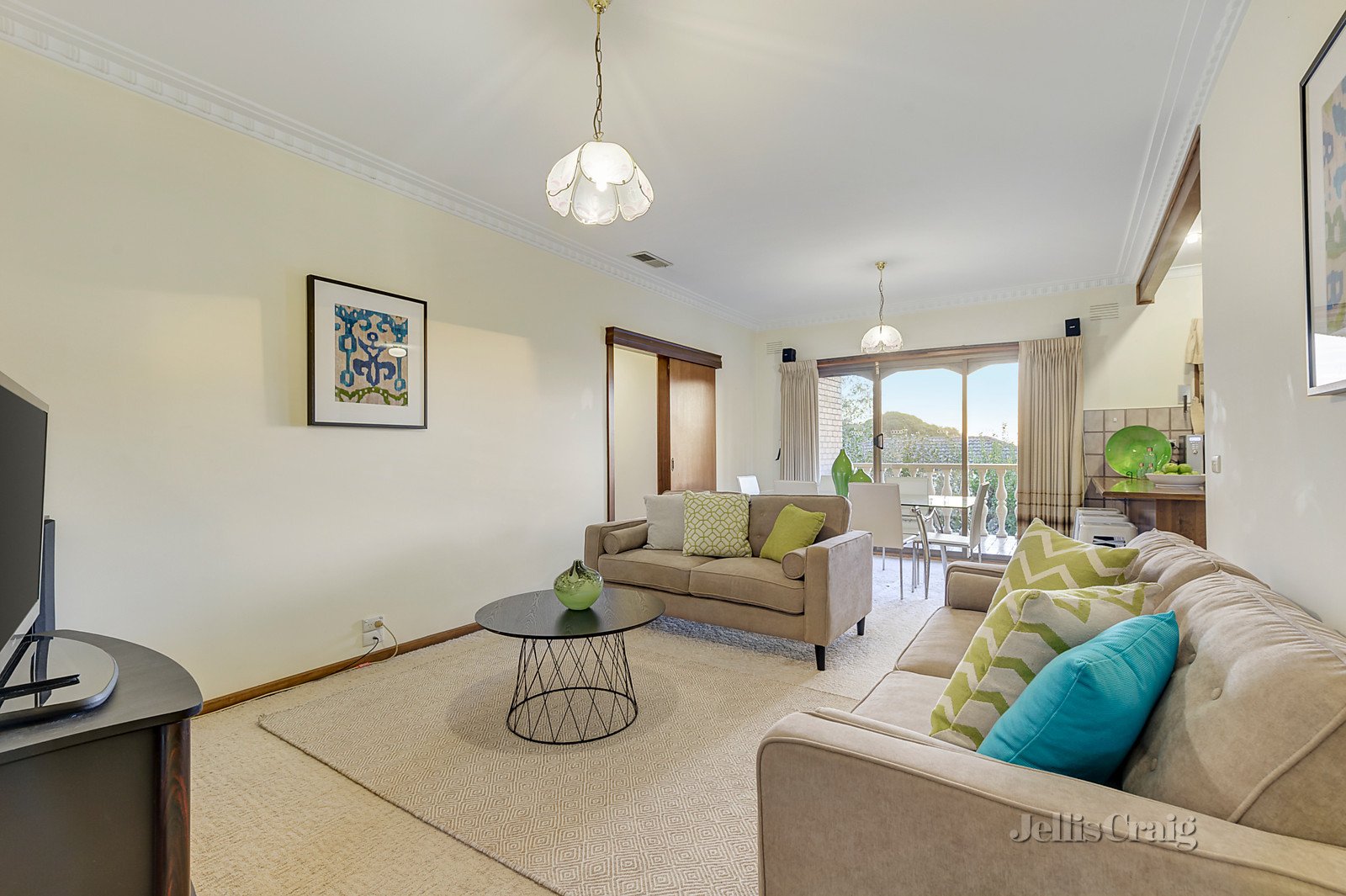 5 Chiswick Court, Templestowe image 3