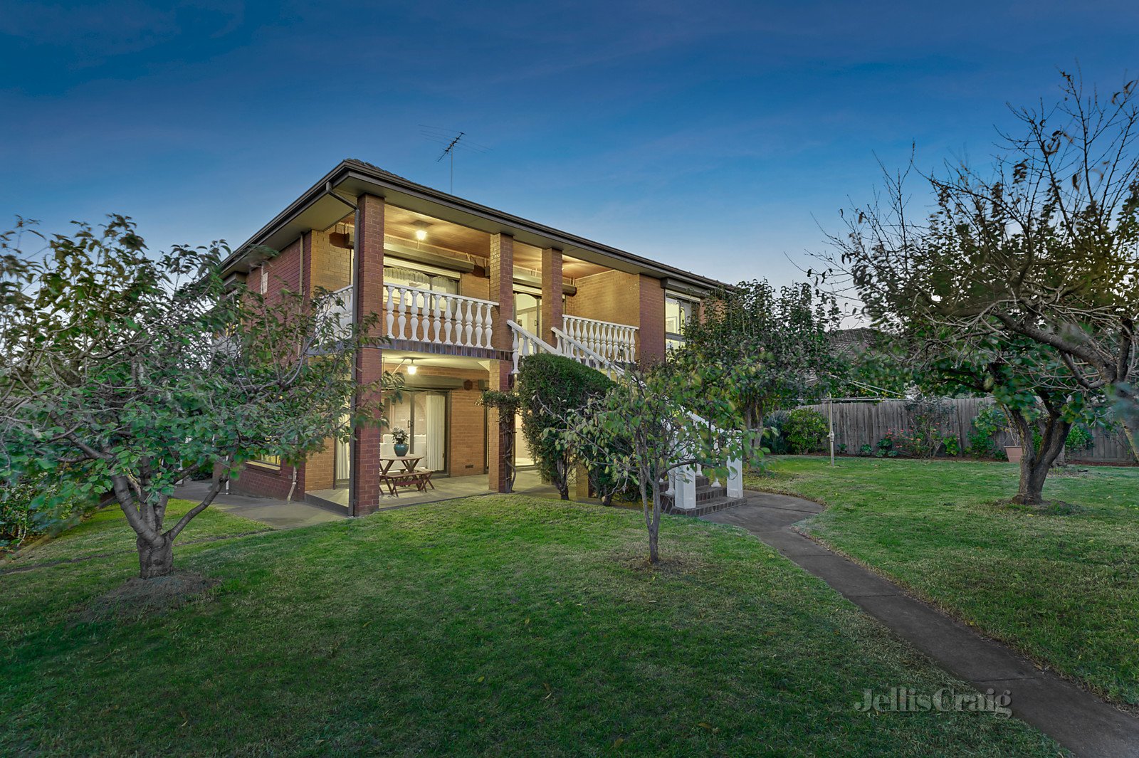 5 Chiswick Court, Templestowe image 10
