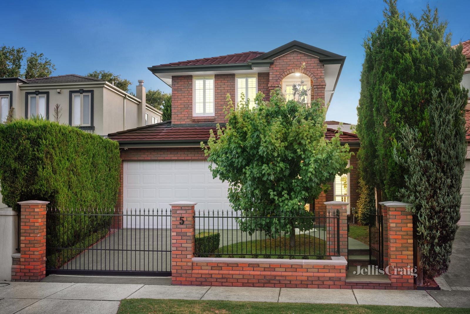 5 Churchill Close, Murrumbeena image 2