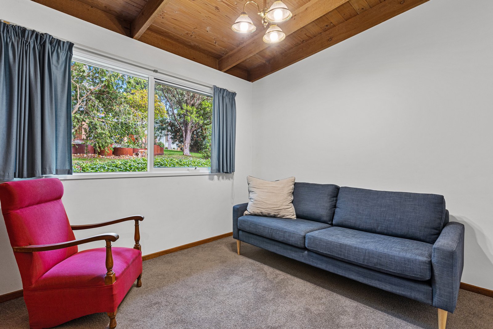 Property Gallery Thumbnail 7
