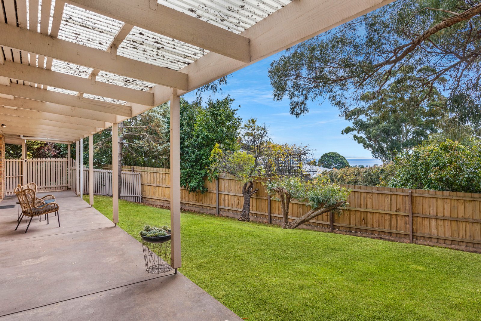 Property Gallery Thumbnail 9