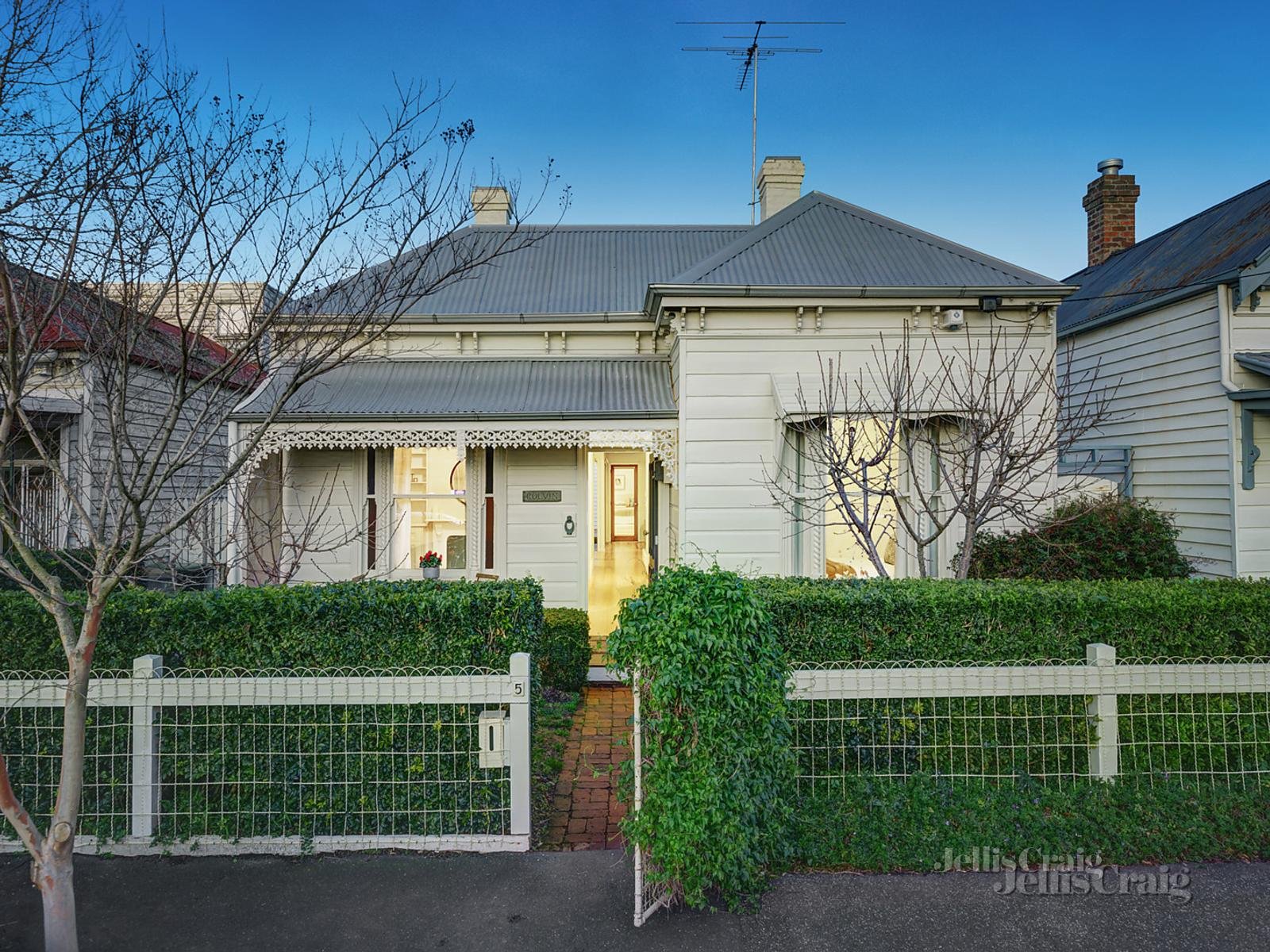 5 Colvin Grove, Hawthorn
- Print Image 1