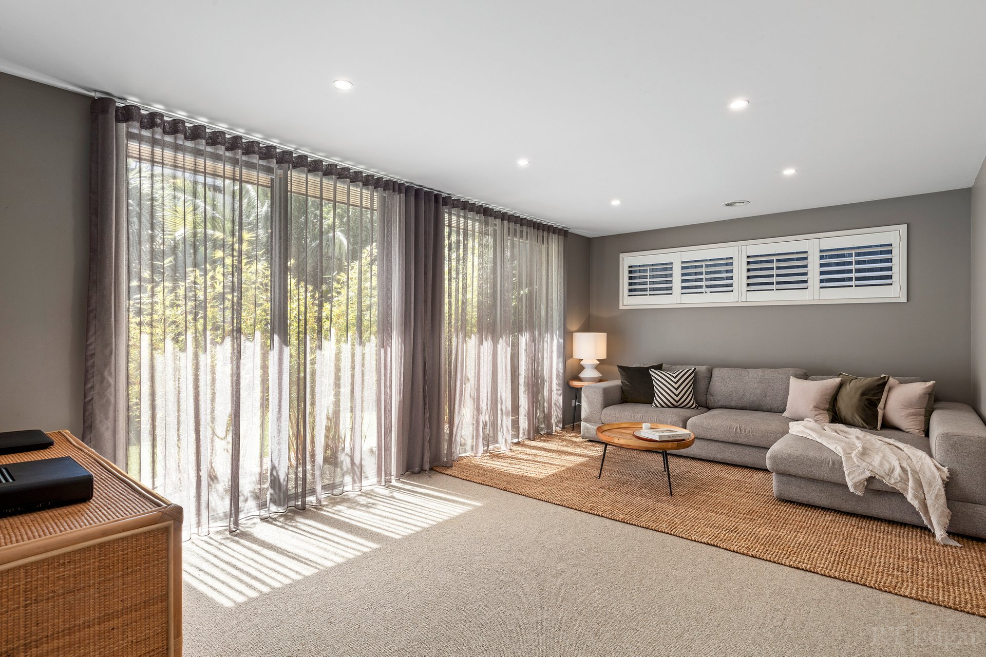 Property Gallery Thumbnail 10