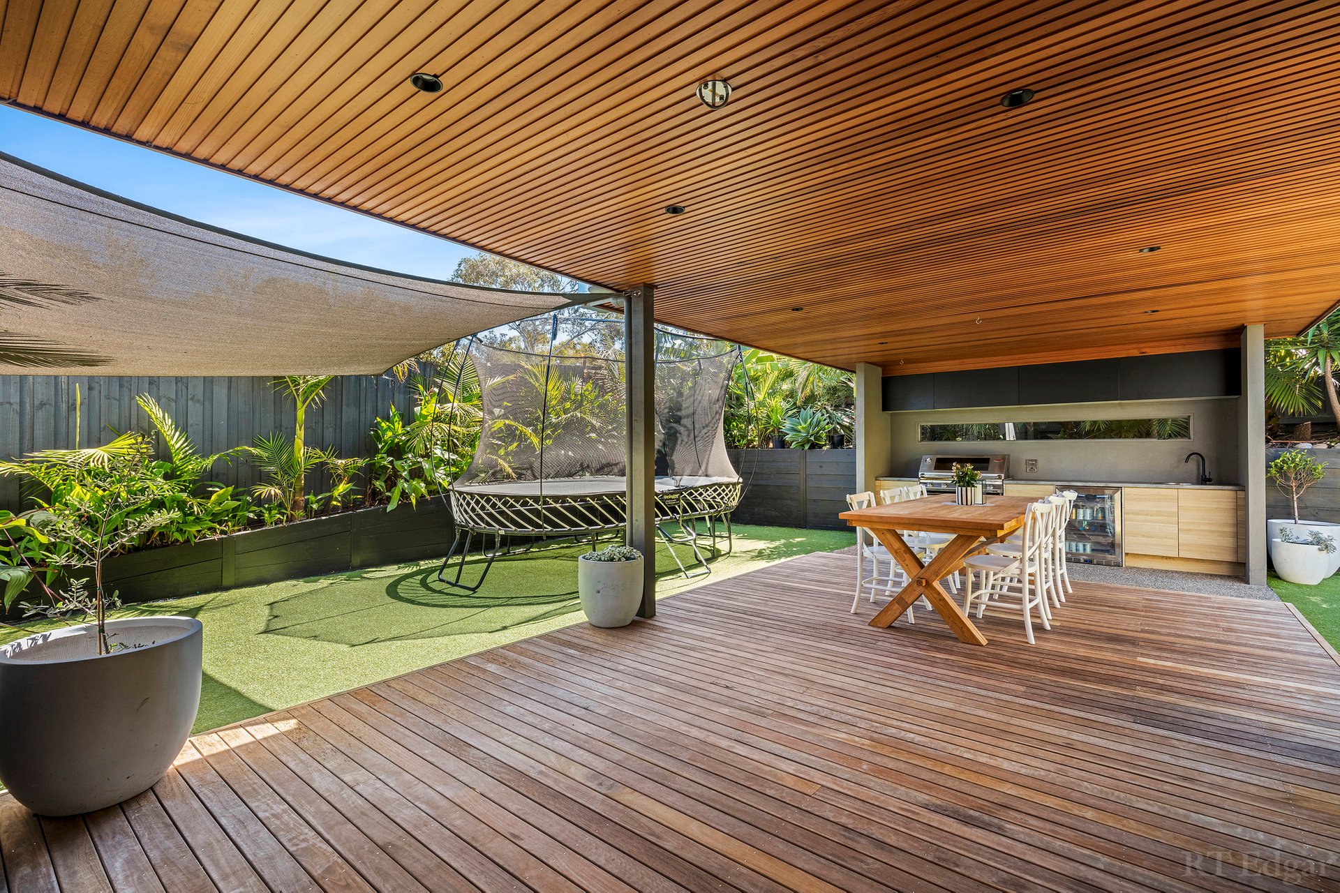 Property Gallery Thumbnail 19