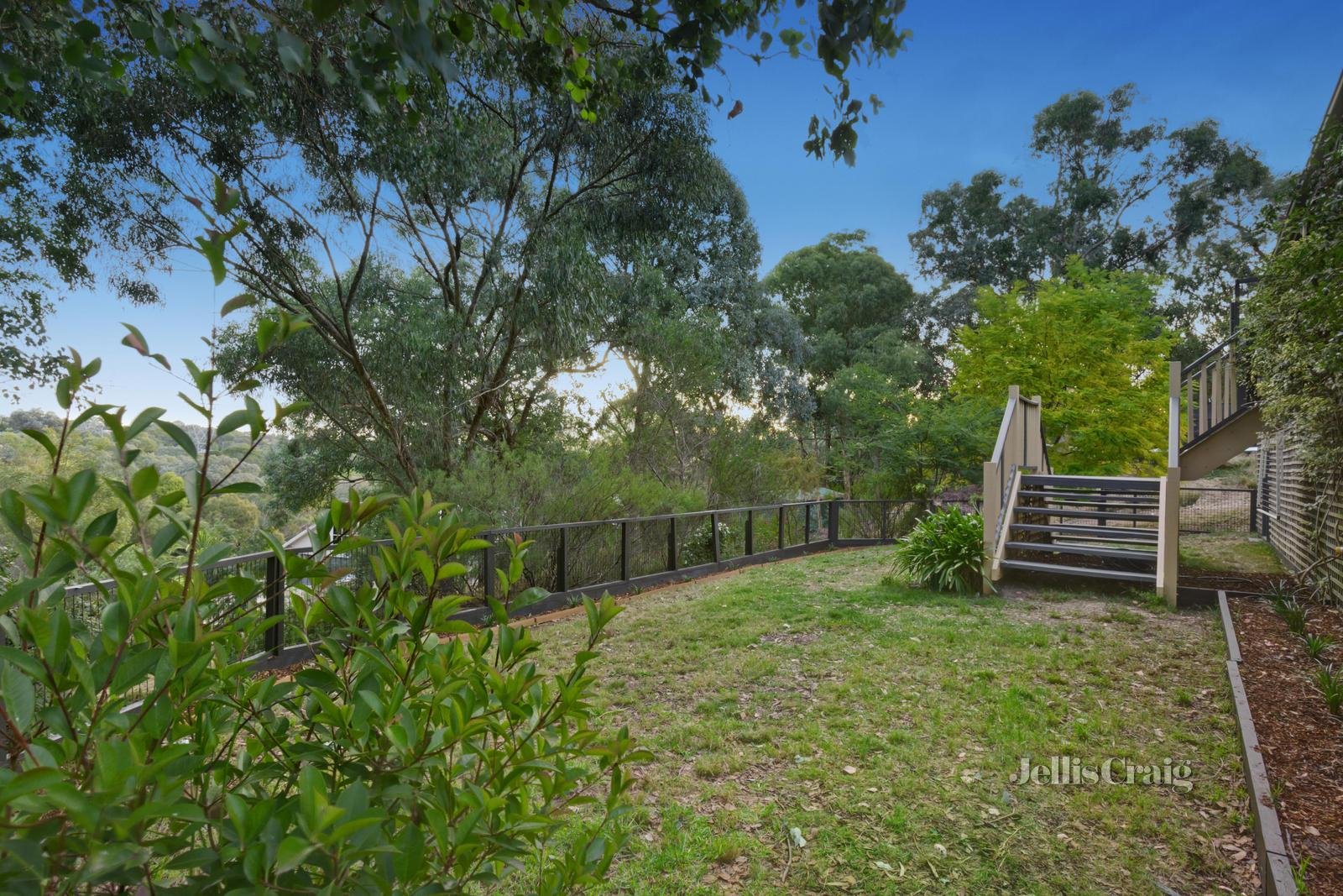 5 Crowe Court, Eltham image 11