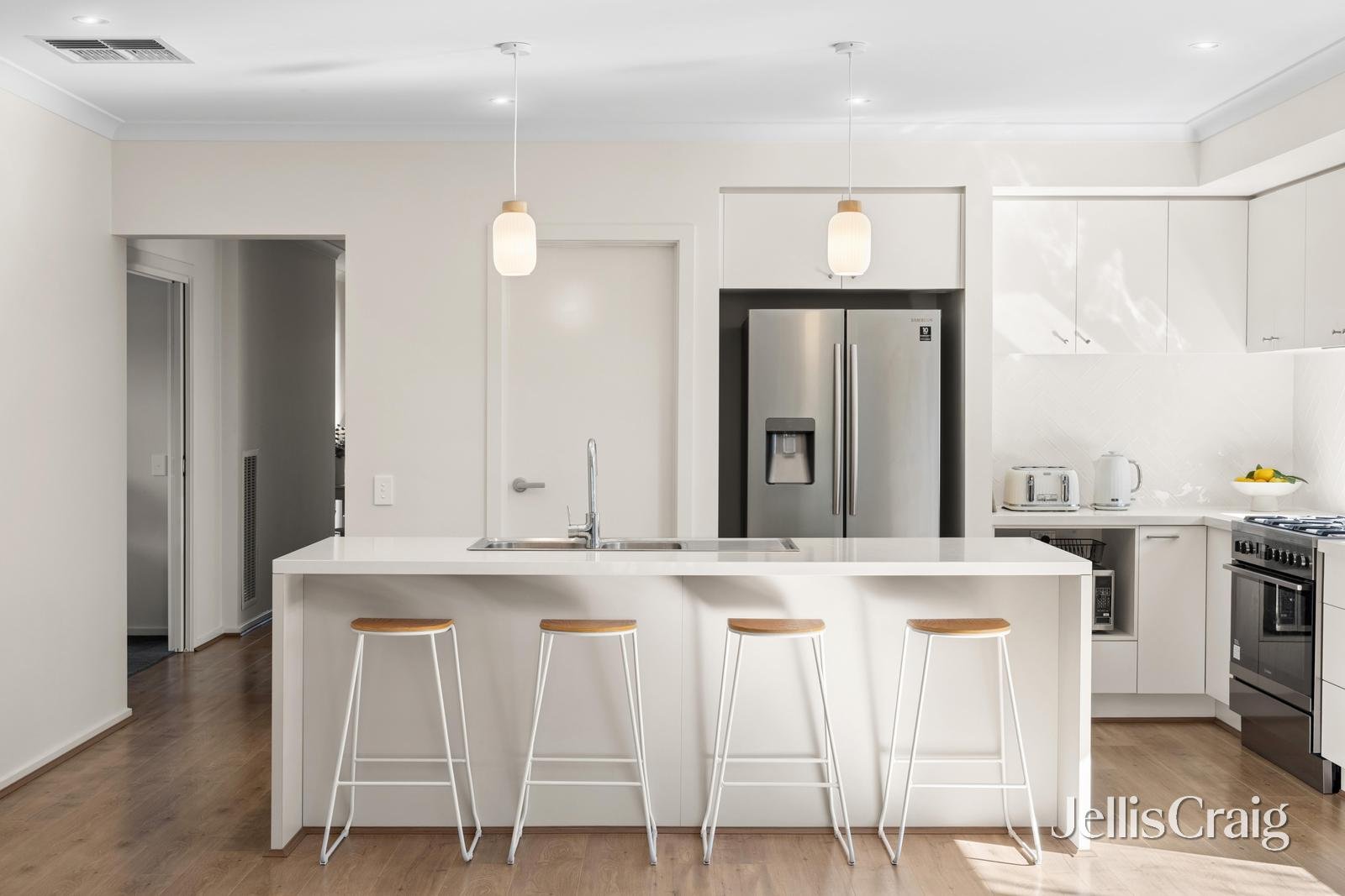 5 Crowther Drive, Lucas image 2