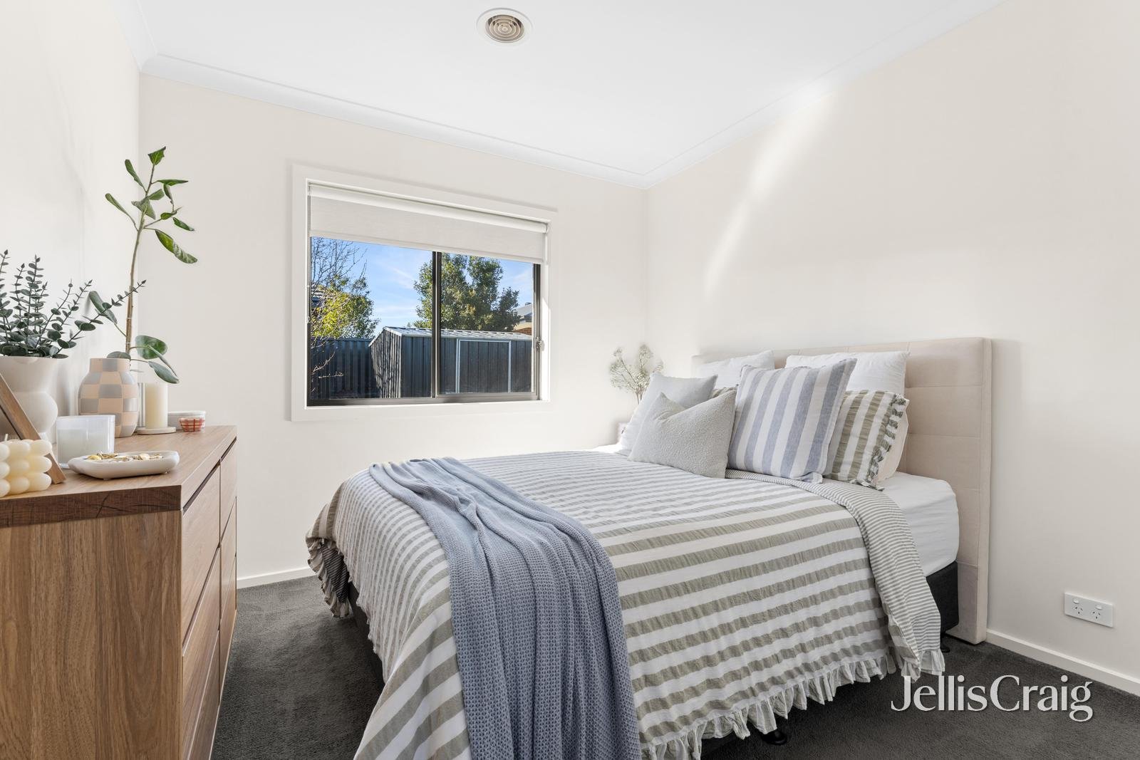 5 Crowther Drive, Lucas image 12