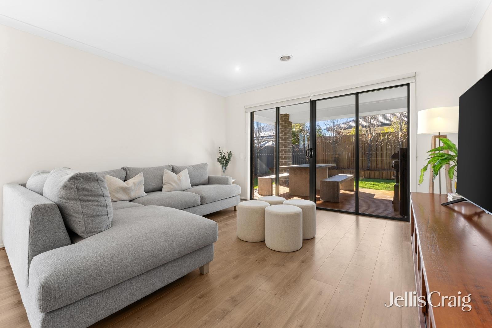 5 Crowther Drive, Lucas image 17