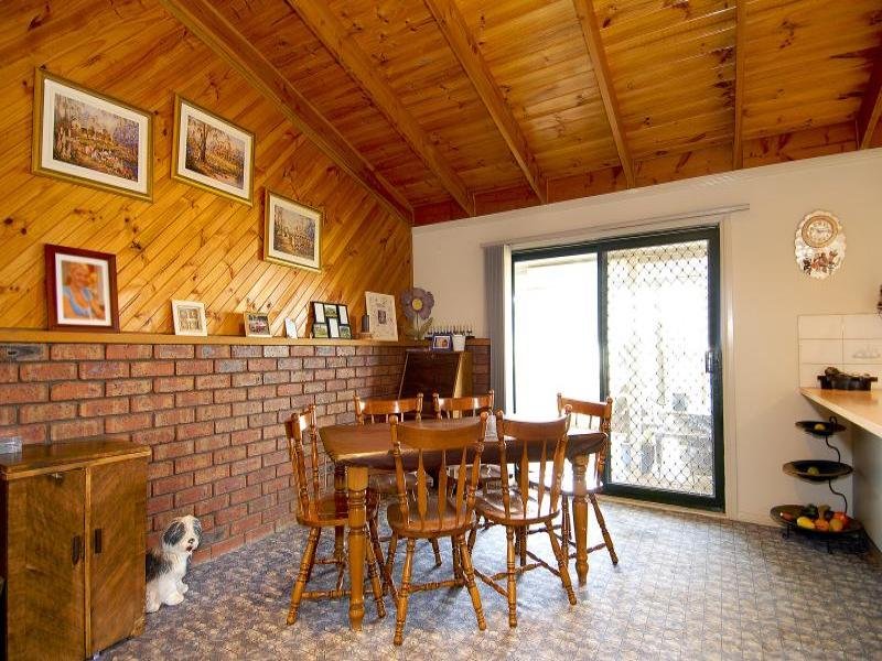 5 Cuddihy Court, Lovely Banks image 7