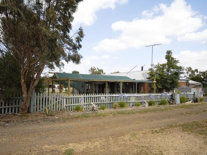 5 Cuddihy Court, Lovely Banks image 9