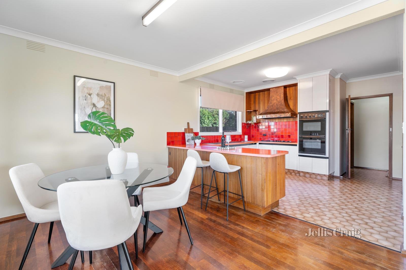 5 Cumberland Court, Glen Waverley image 4