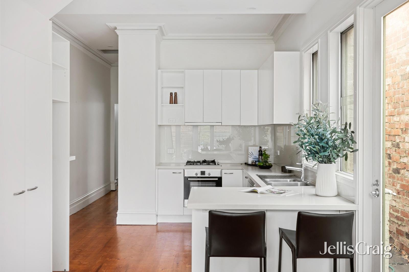 5 Cummins Grove, Malvern image 3