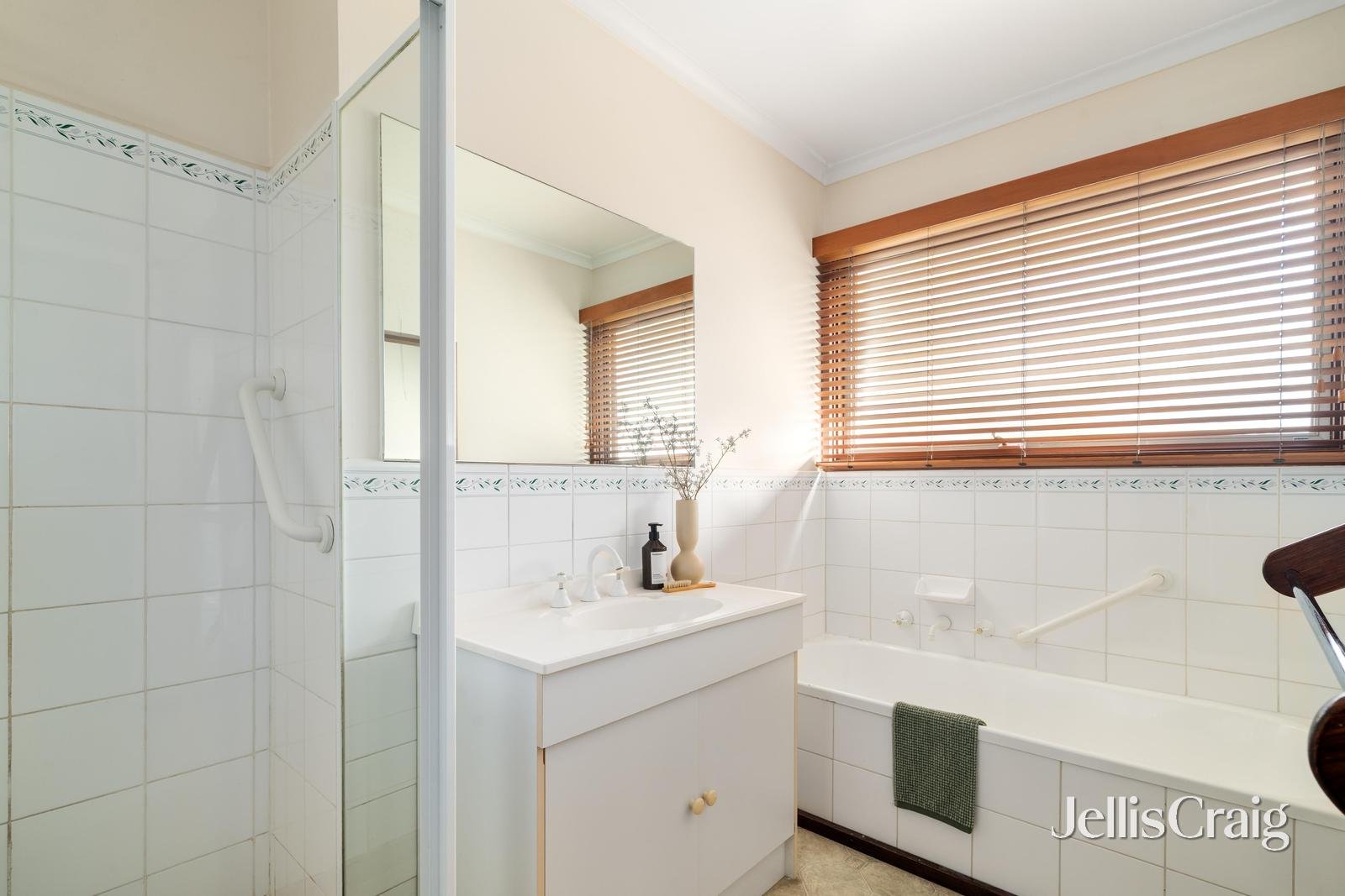5 Davies Drive, Eltham image 8