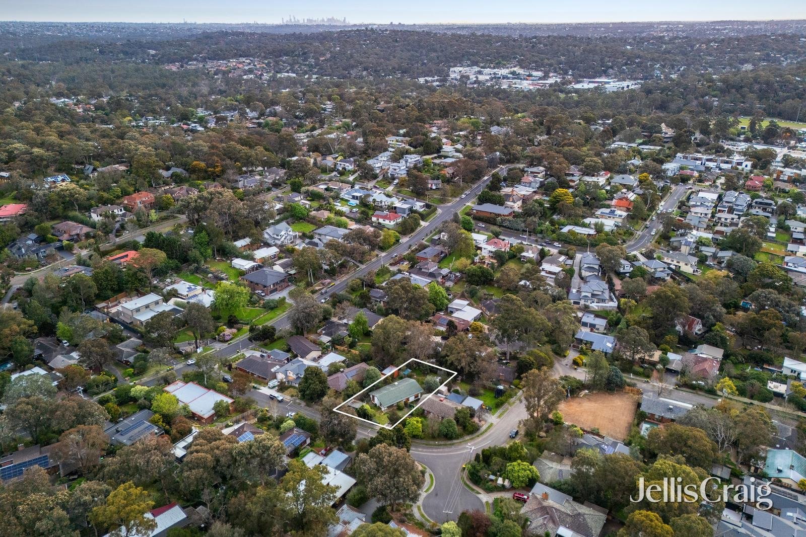5 Davies Drive, Eltham image 13