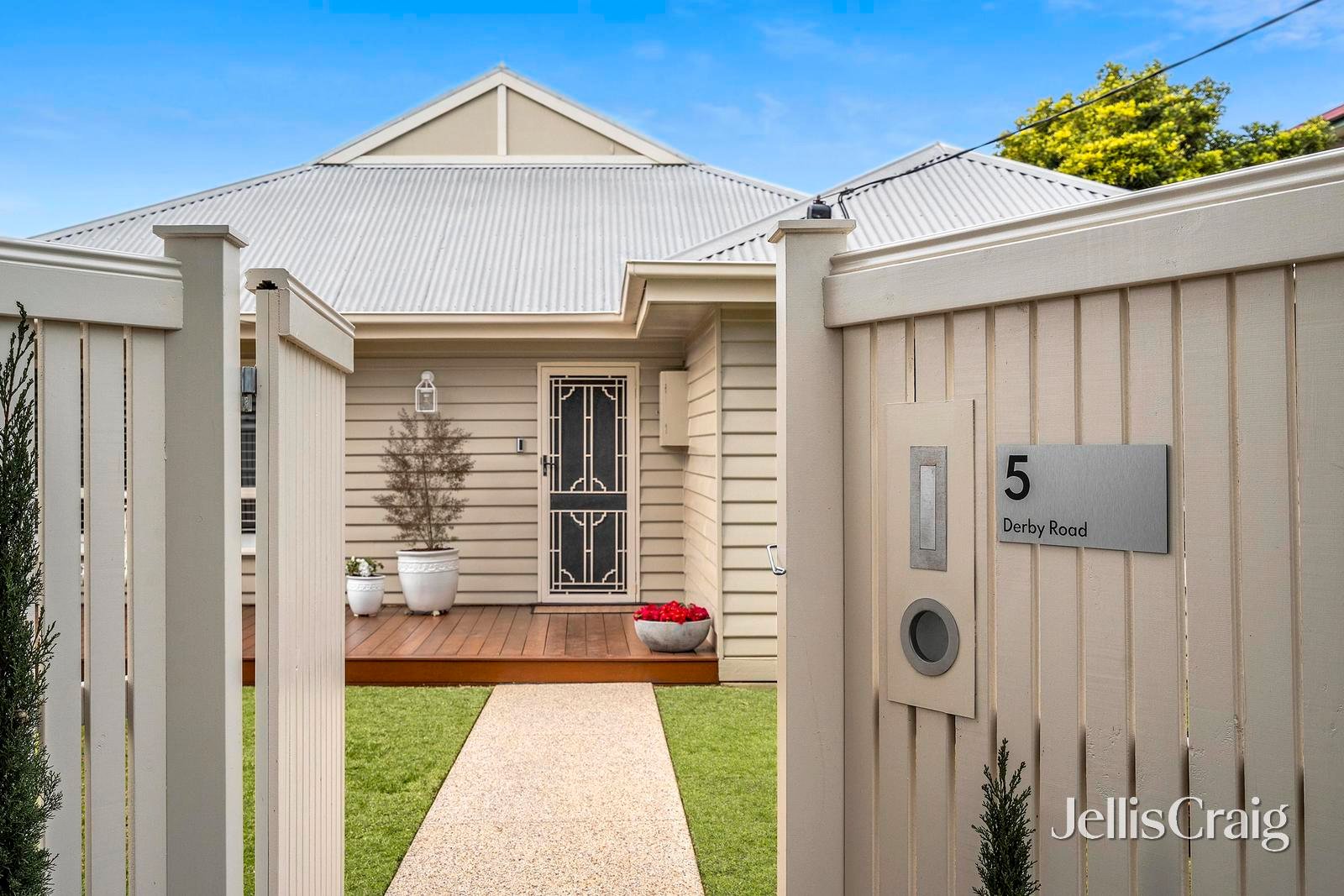 5 Derby Road, Herne Hill image 15