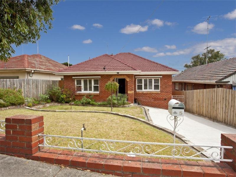 5 Dickens Street, Pascoe Vale South image 1