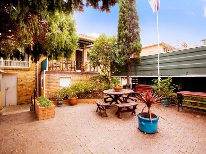 5 Dight Avenue, Balwyn North image 8