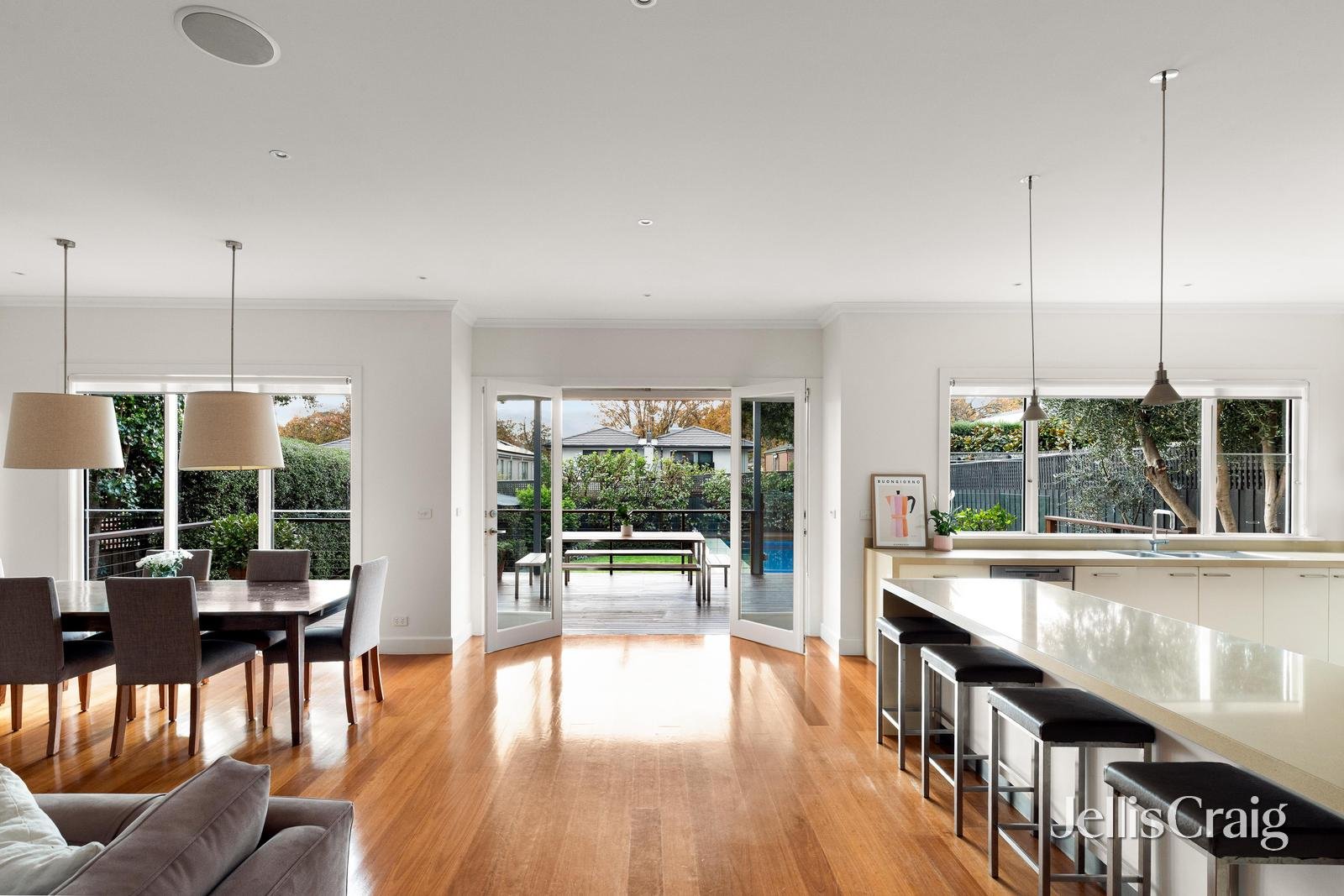 5 Doonkuna Avenue, Camberwell image 6