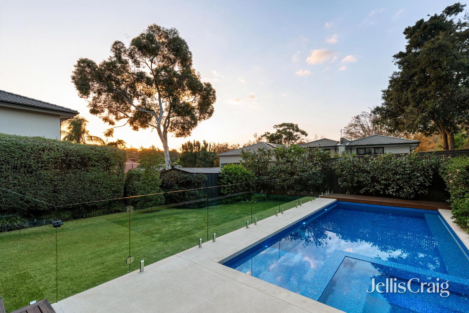 5 Doonkuna Avenue, Camberwell image 17