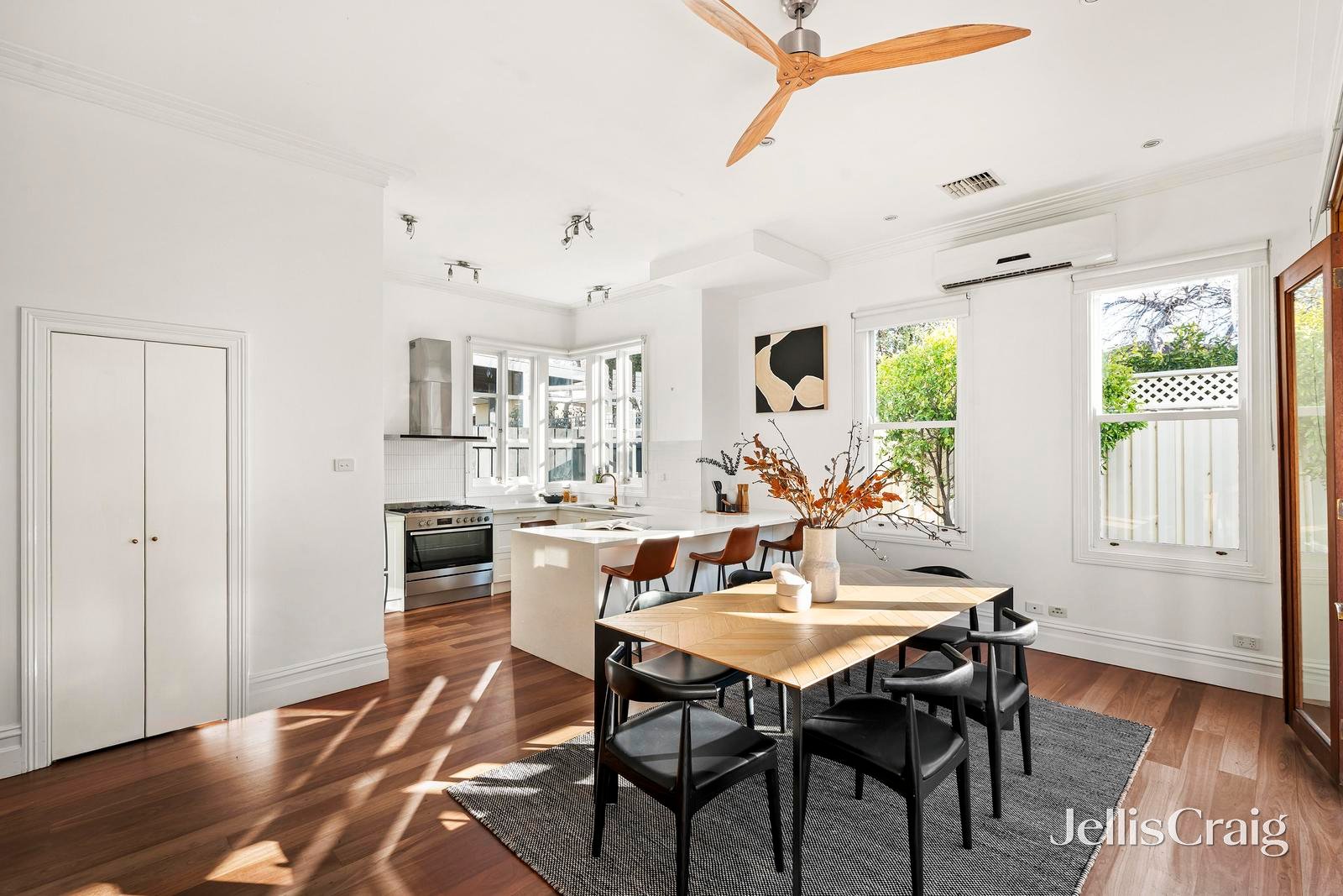 5 Dover Road, Williamstown image 3
