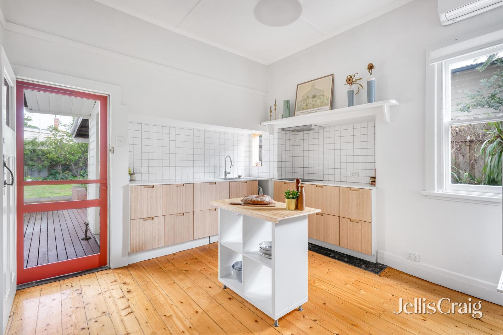 5 Dunstan Avenue, Brunswick image 6