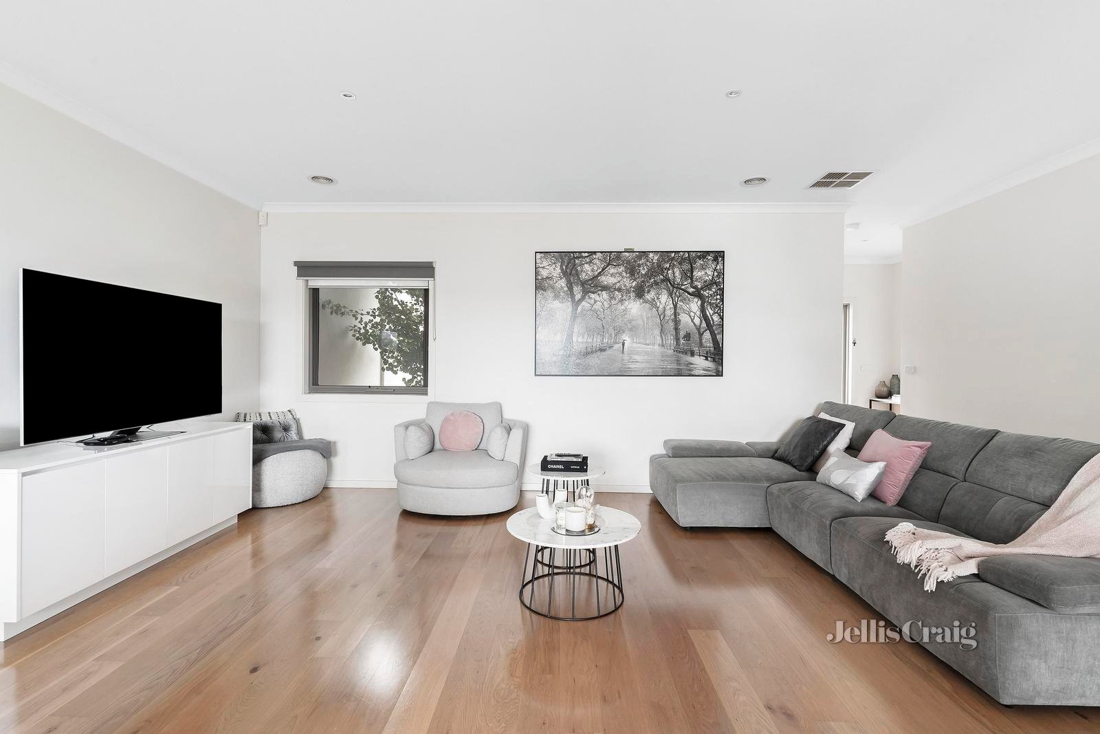 5 Duranta Drive, Gowanbrae image 3