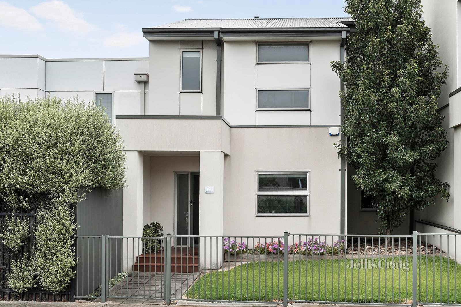 5 Duranta Drive, Gowanbrae image 14