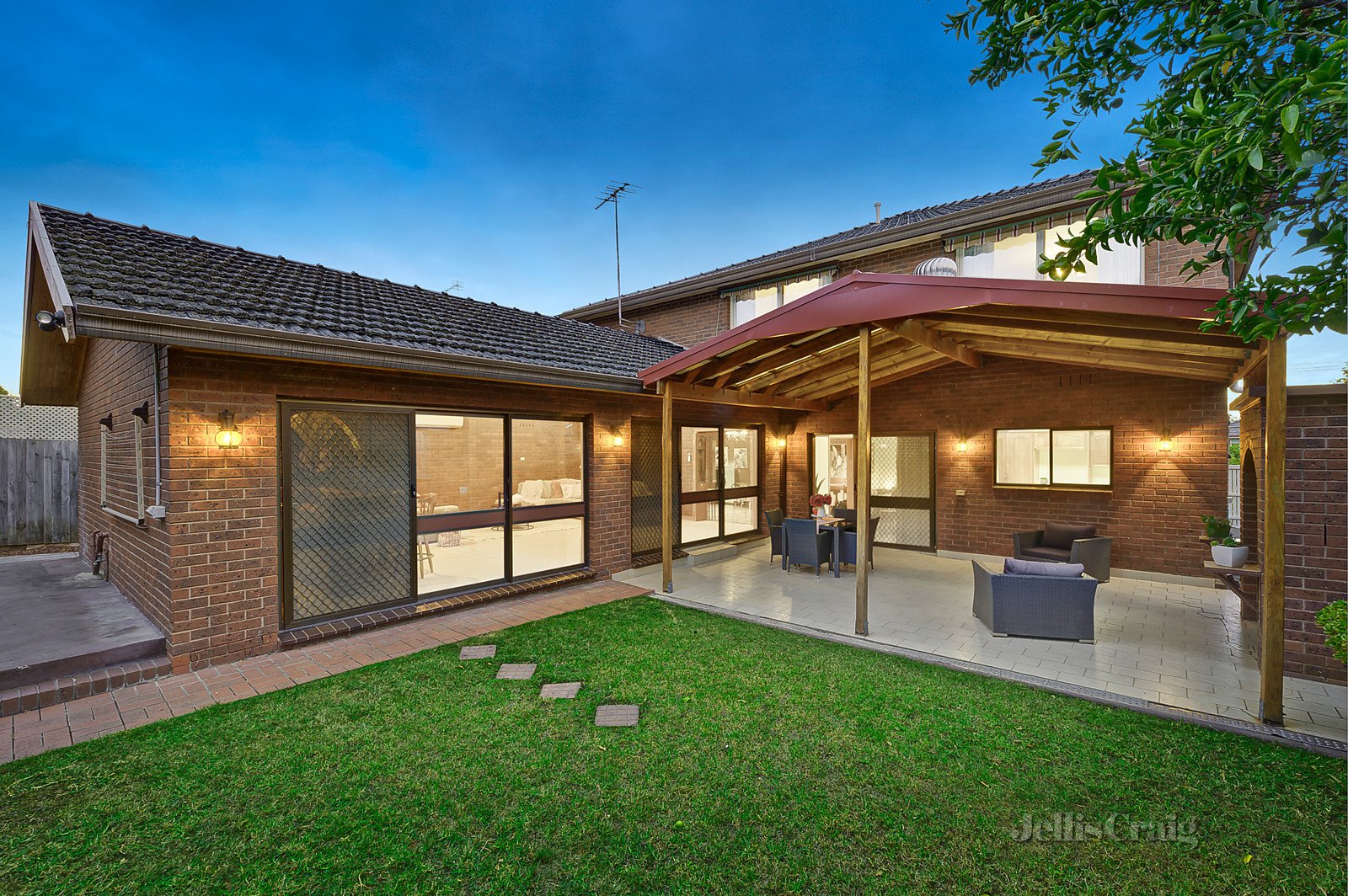 5 Eastern Avenue, Doncaster image 10