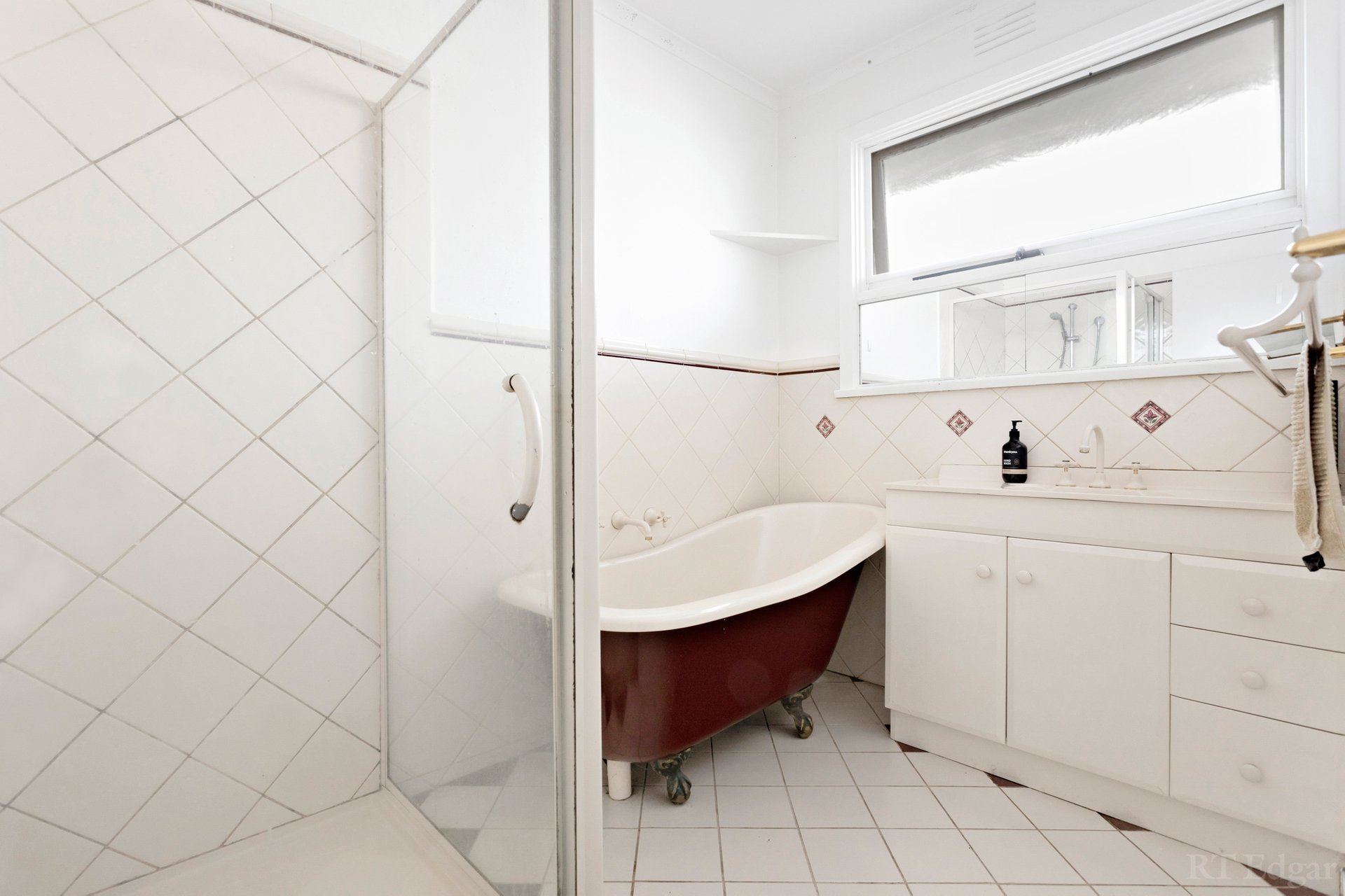 Property Gallery Thumbnail 6