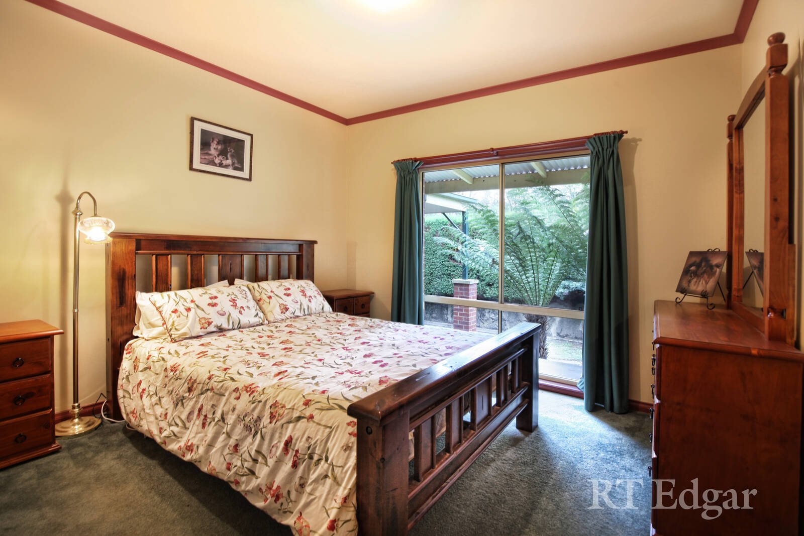 Property Gallery Thumbnail 7