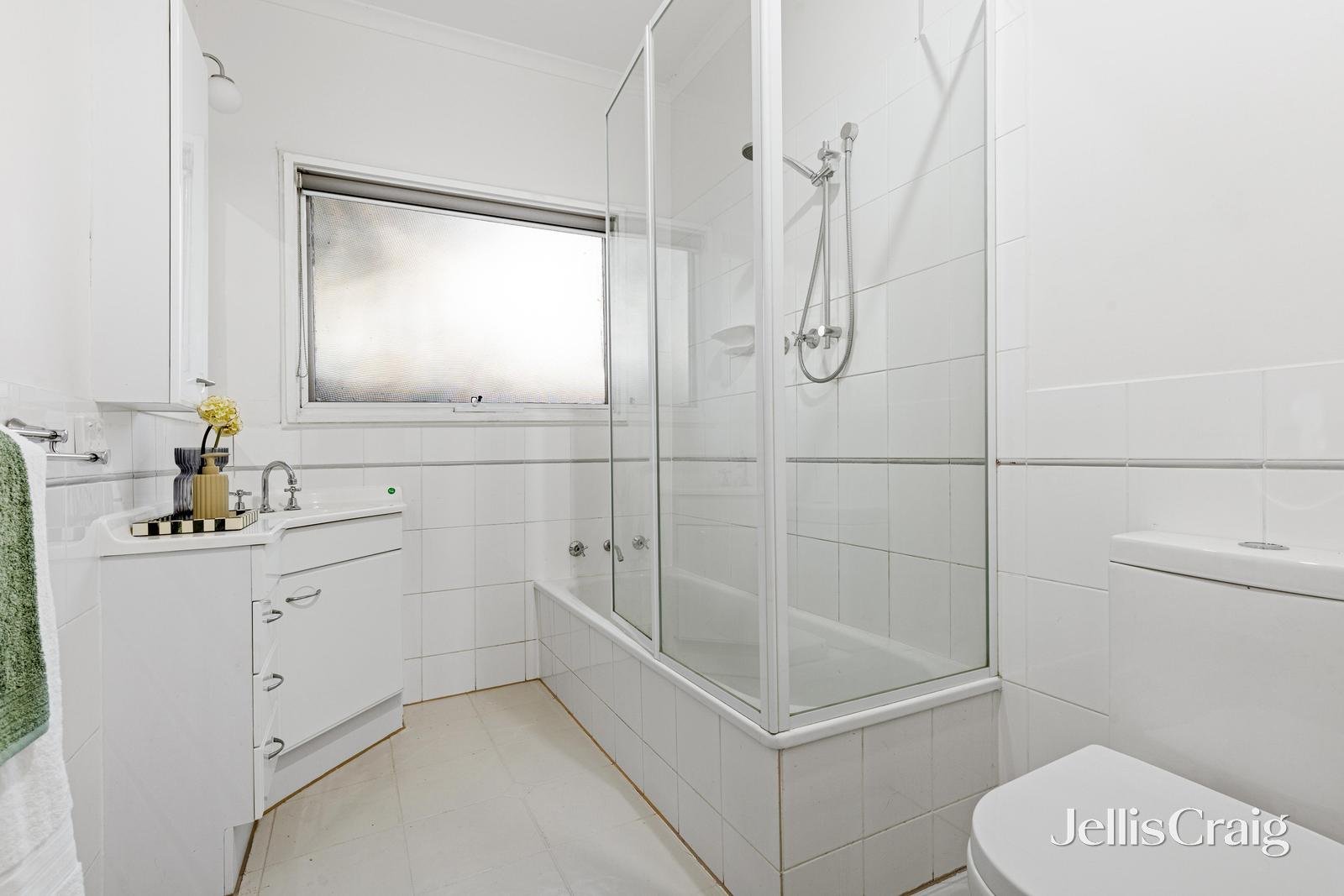 5 Elmhurst Road, Blackburn image 8